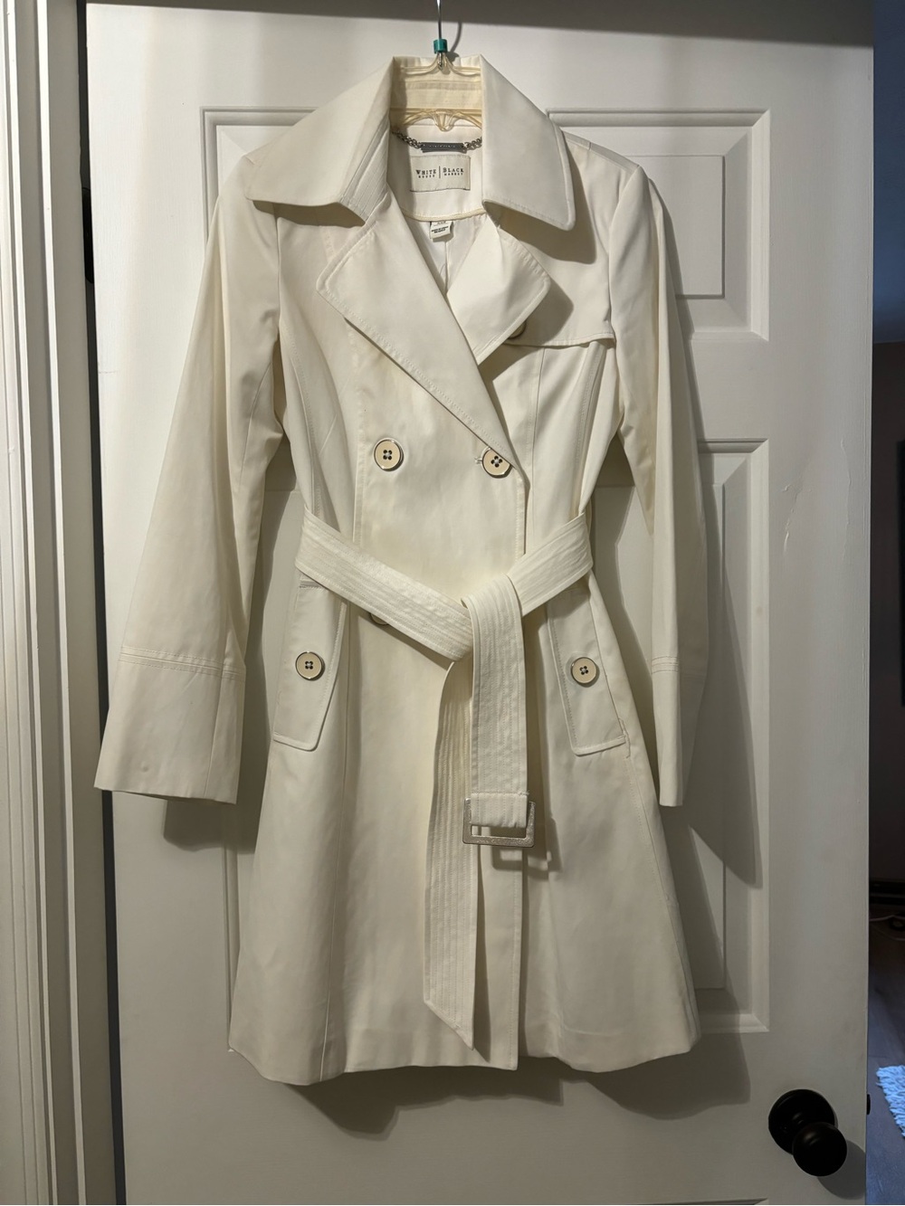White House Black Market - White Double-Breasted Belted Trench Coat